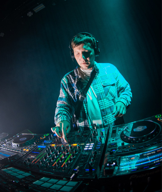 Motiv - Official Artist Photo
