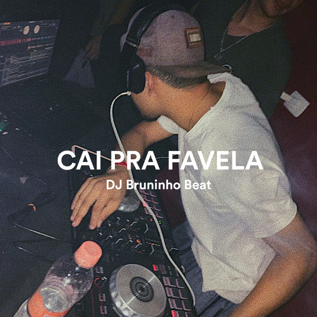 'Cai pra Favela' cover art