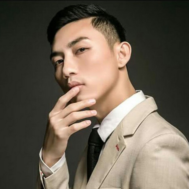 William Tun - Official Artist Photo