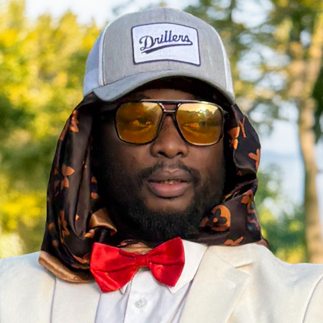 Domani Munga - Official Artist Photo