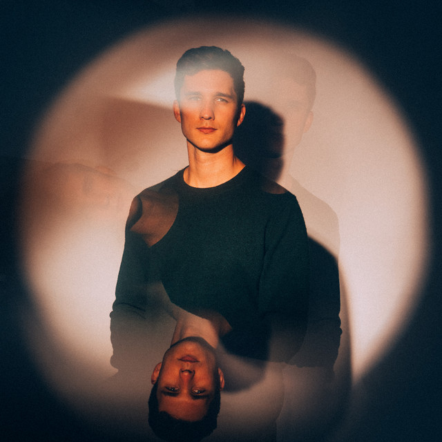 Bandēs - Official Artist Photo