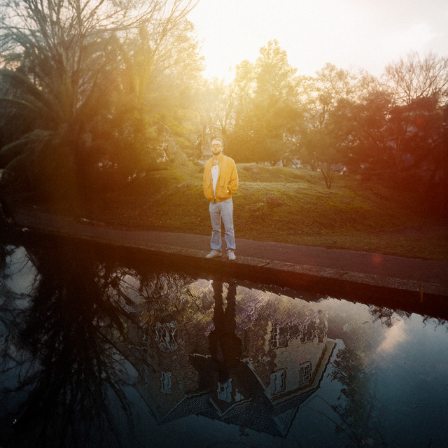 'Herzlich Willkommen' cover art