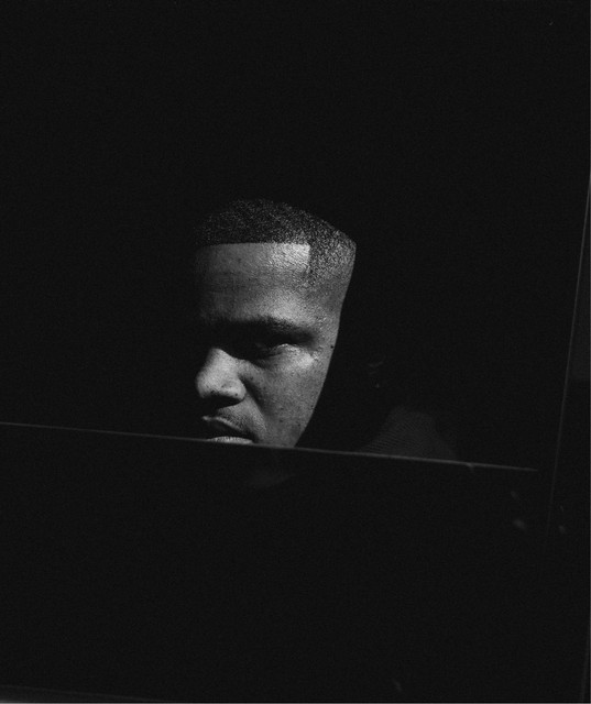 Holland Izz - Official Artist Photo