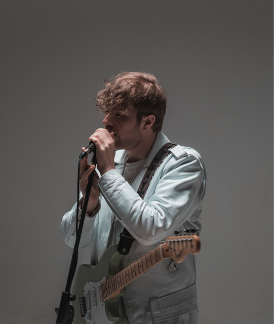BruceBrown - Official Artist Photo