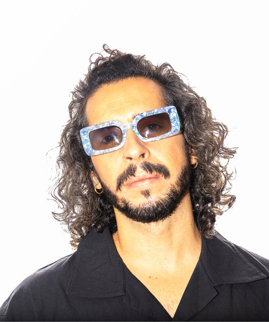 New Max - Official Artist Photo