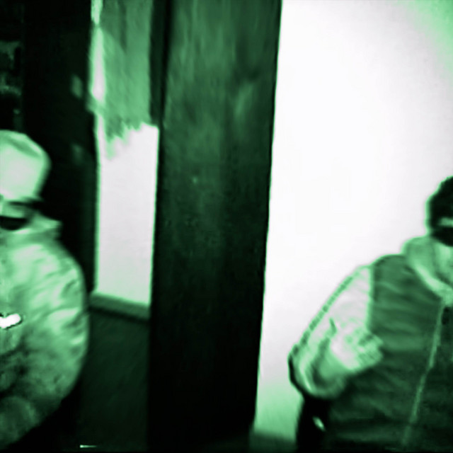 'Ojos (200)' cover art