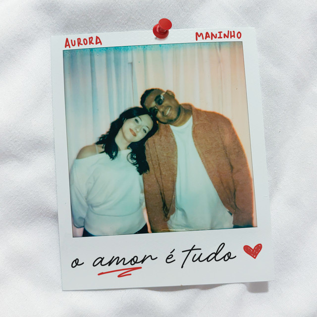 'o amor é tudo' cover art