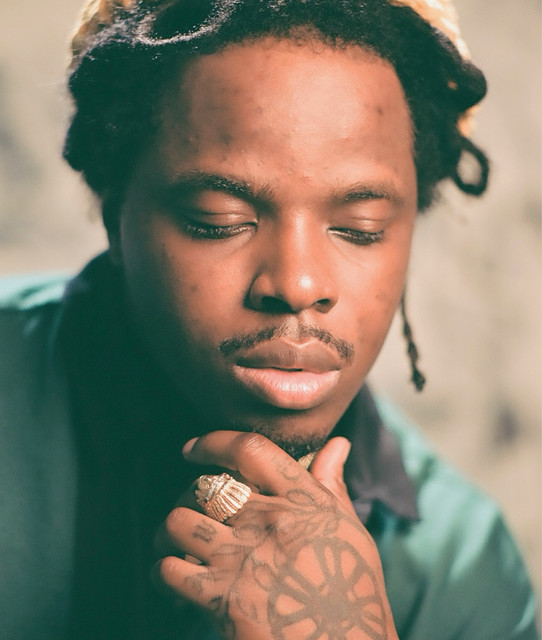 Twelve'len - Official Artist Photo