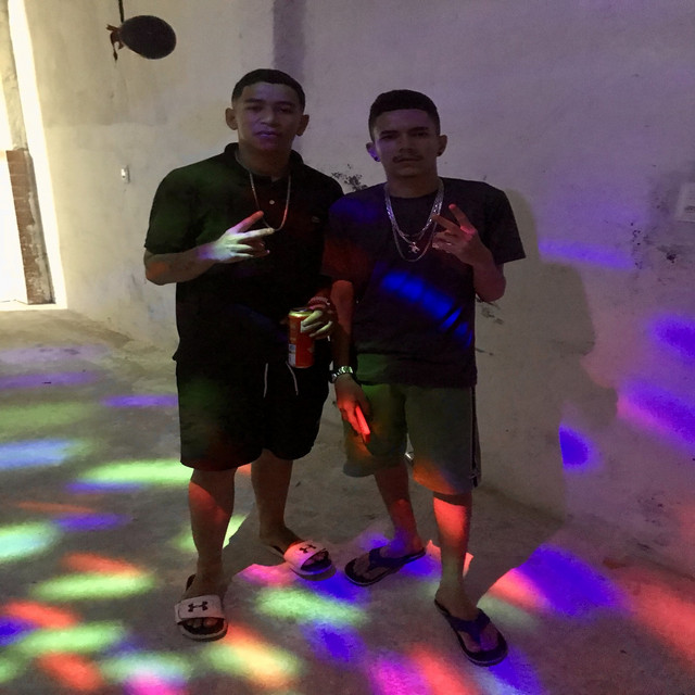 'EU TOU ENGRENANDO ESSA BARRA!!!' cover art
