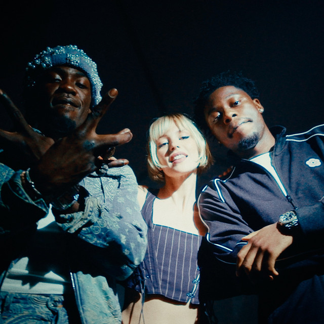 'NOTRE DAME (feat. Angèle)' cover art