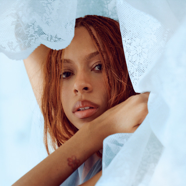 Ravyn Lenae - Official Artist Photo