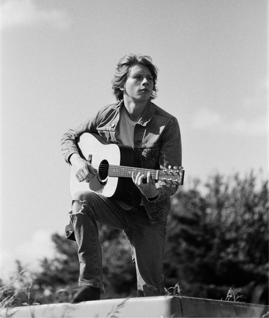 Mason Ramsey - Official Artist Photo