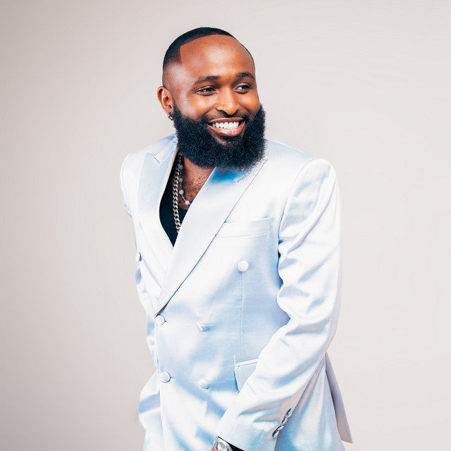 Mwanaa - Official Artist Photo
