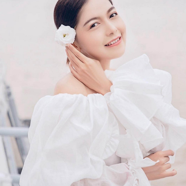 'မမေ့ပါနဲ့' cover art