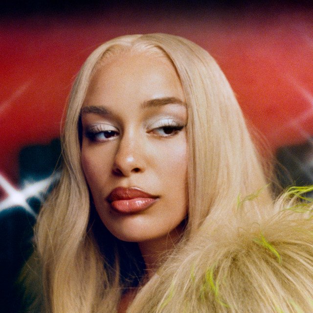 Jorja Smith - Official Artist Photo