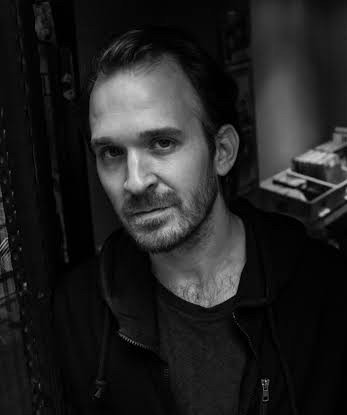 Kaan Duzarat - Official Artist Photo