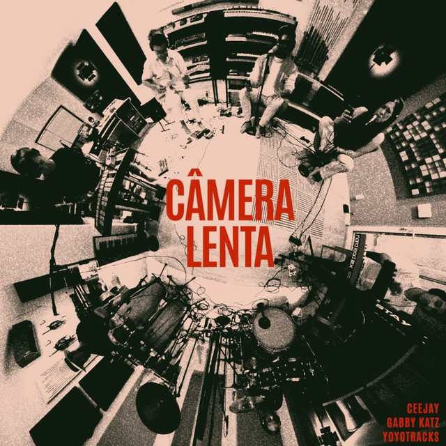 'Câmera Lenta' cover art