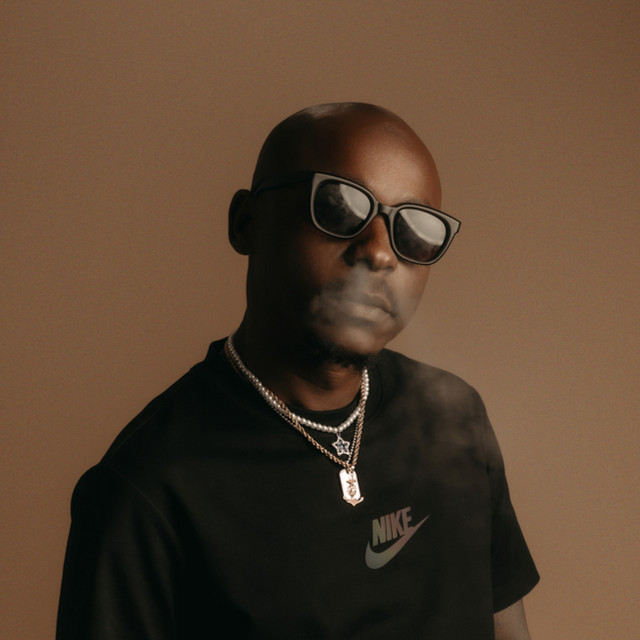 Nyandu Tozzy - Official Artist Photo