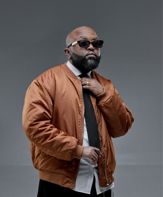 Moji Shortbabaa - Official Artist Photo