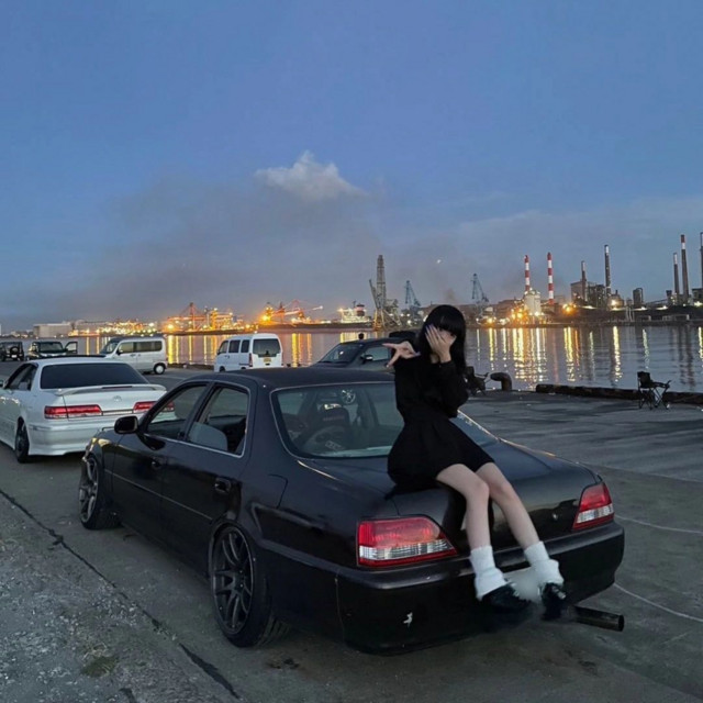 'Lying Right' cover art