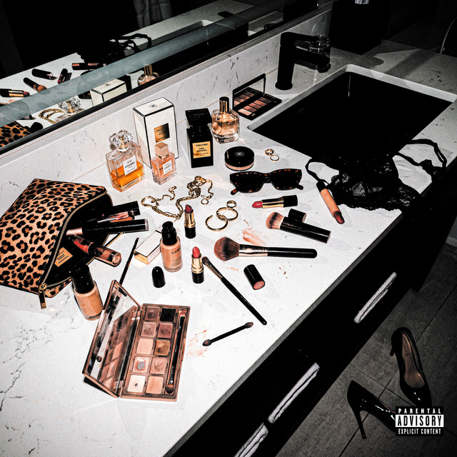 'FUTILIDADE' cover art