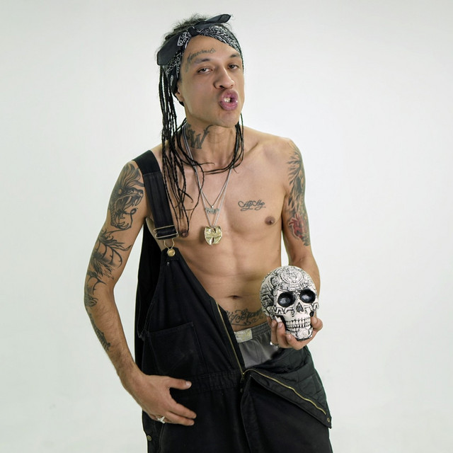 Perro Zw - Official Artist Photo