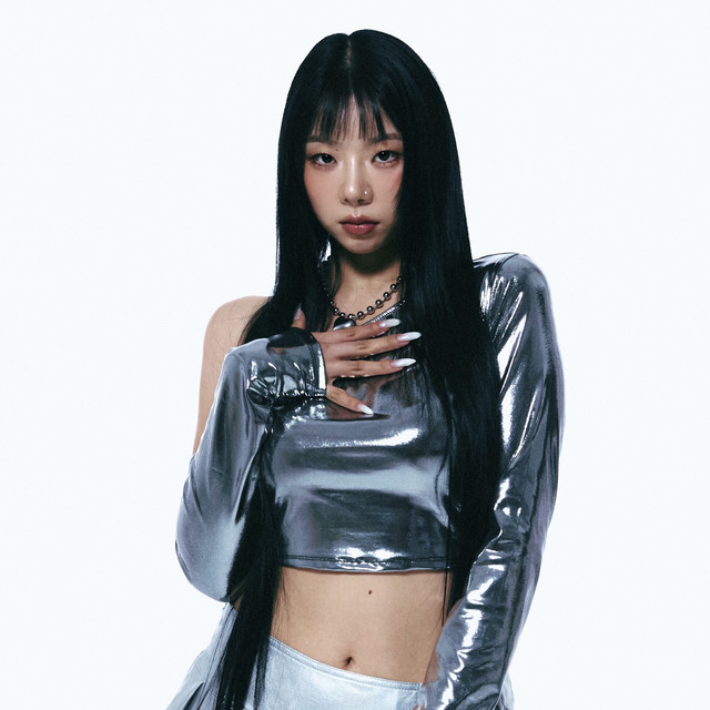 Hannah Jang - Official Artist Photo