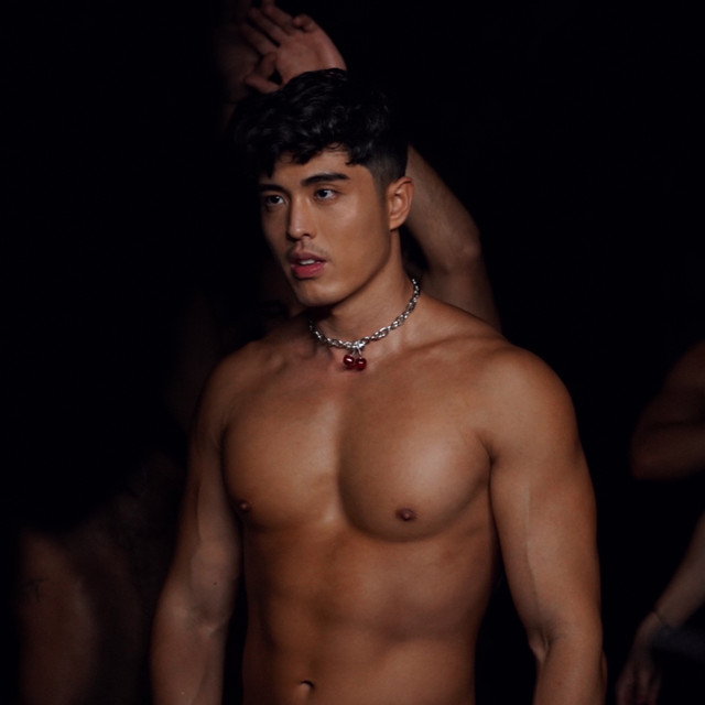 'Single In The Club' cover art